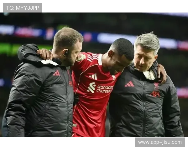 利物浦客场战胜热刺，范德芬碰撞致伊萨克受伤离场